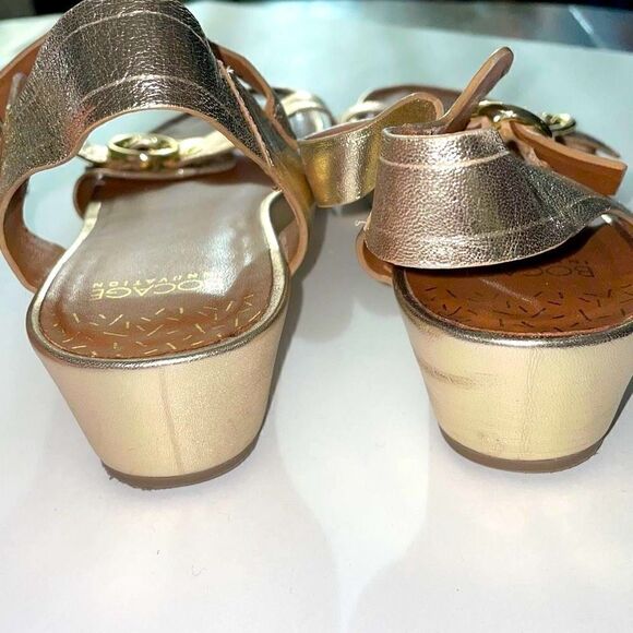 Bocage Innovation gold metallic leather low wedge buckle sandals EU39 - Picture 3 of 12